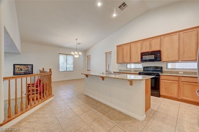 Building Photo - 5921 Altissimo St