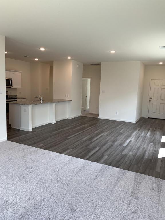 Building Photo - 1640 Hossler Trl