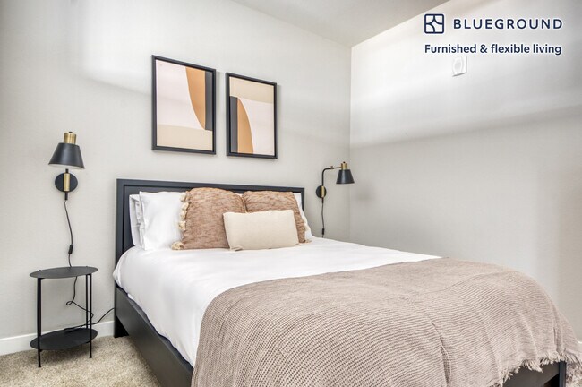 Building Photo - 2298 W 28th Ave