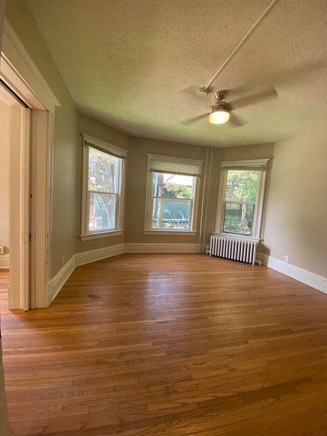 Building Photo - $2,250 | 3 Bedroom, 1.5 Bathroom House | NO PETS | Available for Immediate Move In!