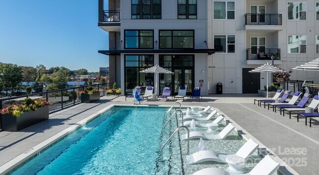 Building Photo - 2408 South Blvd