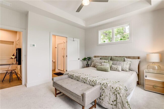 Building Photo - 1390 Cozy Cir SE