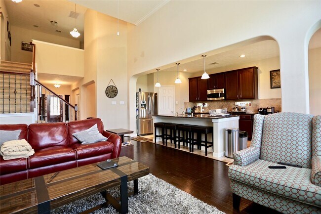 Building Photo - 26715 Richwood Oaks Dr