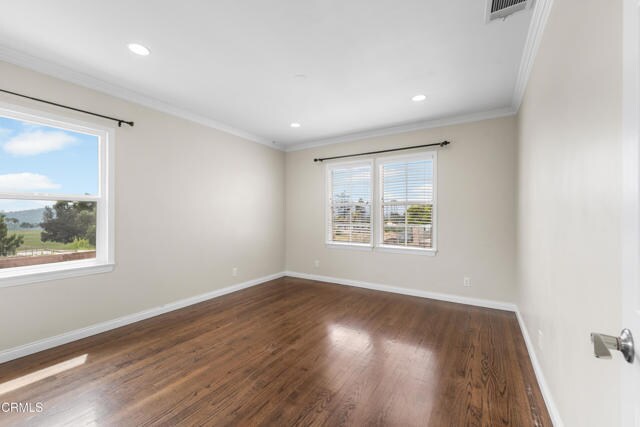 Building Photo - 3101 N Olive Ave