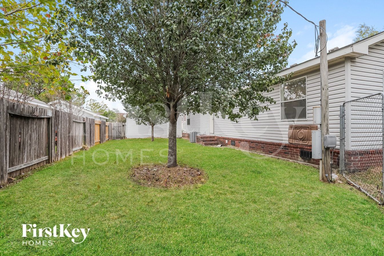 Building Photo - 21035 Sweet Blossom Ln