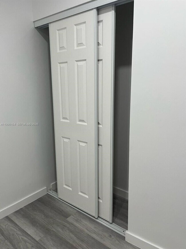 Building Photo - 555 SW 132nd Ave