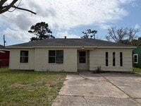 Building Photo - 5530 Lakefield Dr