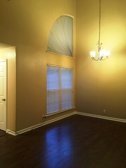 Building Photo - 1057 Stones Throw Dr NW