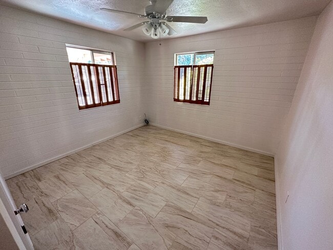 Building Photo - HOUSE - UPTOWN