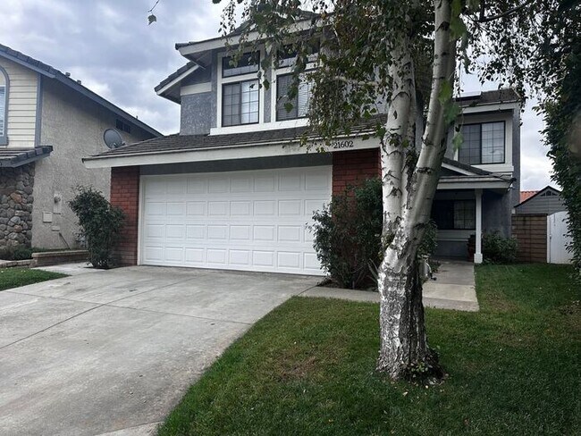 Building Photo - Nestled in the desirable Brock Canyon community in Santa Clarita