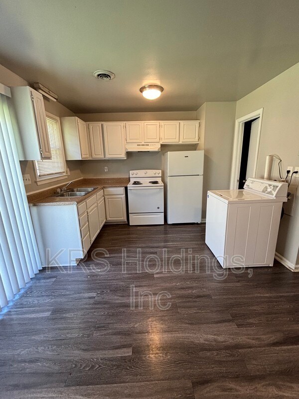 Building Photo - 2832 Goolsby Ct