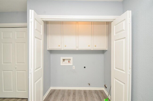 Building Photo - 7703 Quail Meadow Dr