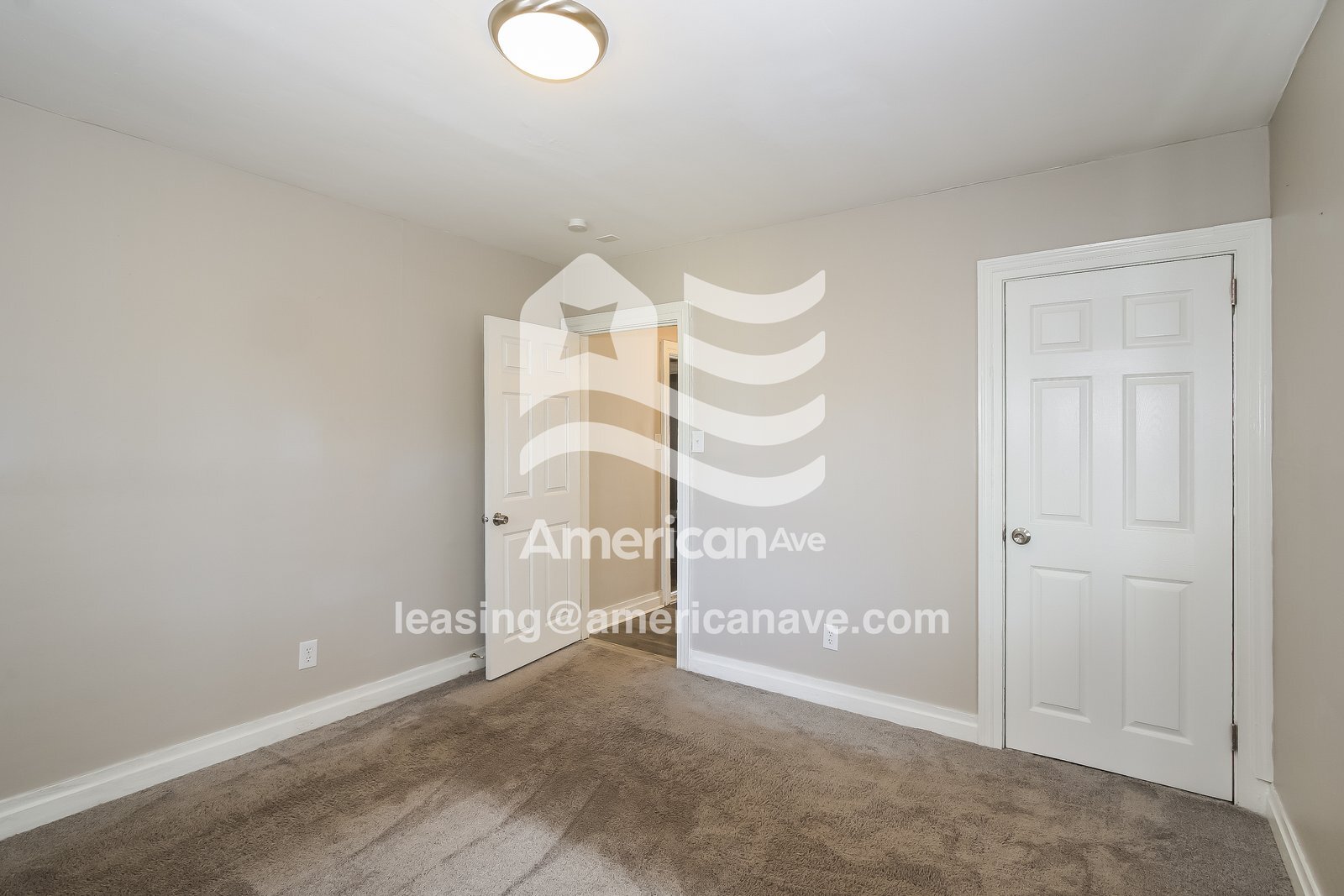 Building Photo - 2805 Royal St