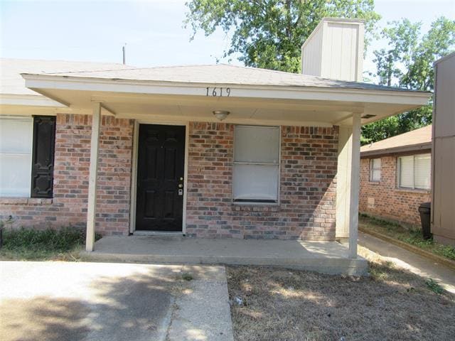 Building Photo - 1617 Windsong Ln