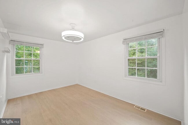 Building Photo - 3816 Irongate Ln