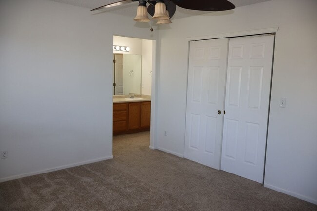 Building Photo - Beautiful 3 Bedroom Home in North Fort Col...