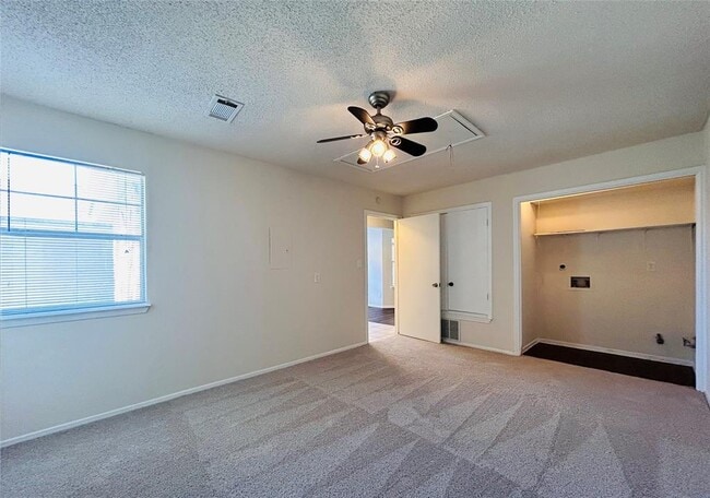 Building Photo - 5940 Kevin Kelly Pl