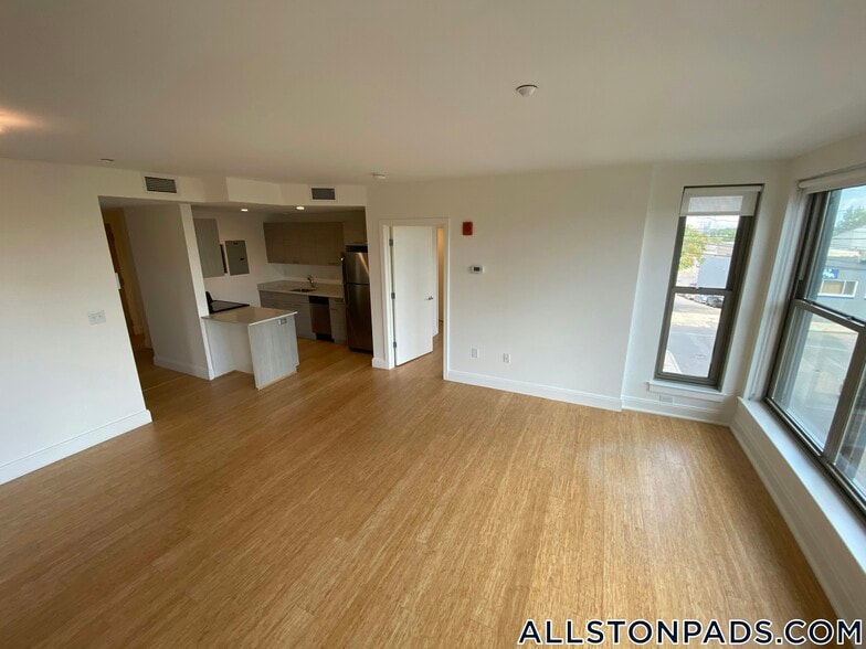 Building Photo - 40 Malvern St