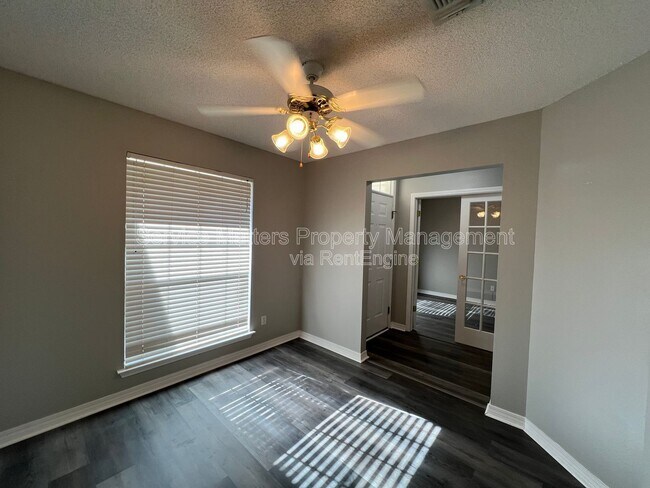 Building Photo - 4830 Timberland Dr