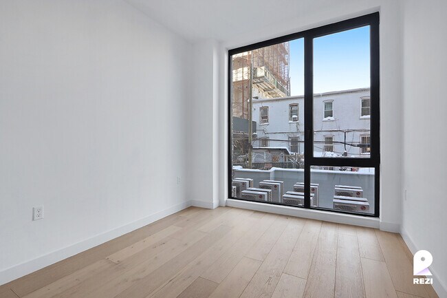 Building Photo - 148-37 88th Ave