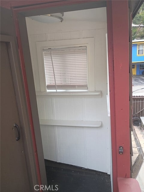 Building Photo - 538 Brookside Ln