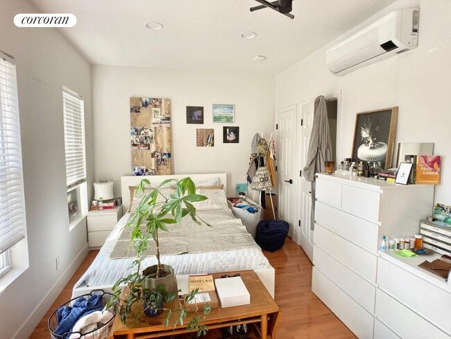 Building Photo - 1121 Lafayette Ave