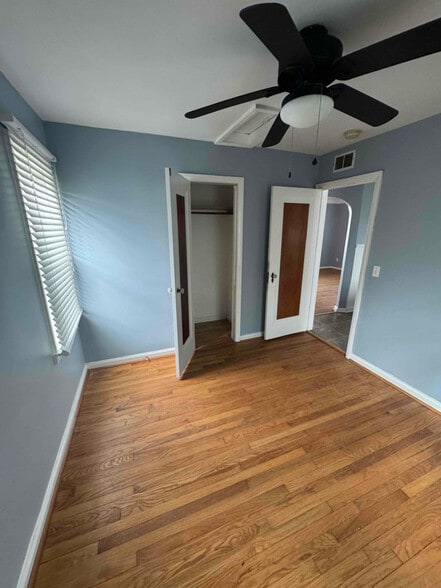 Building Photo - 12214 Louisiana Ave