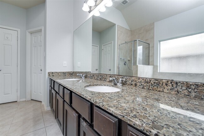 Building Photo - 3931 Medici Ct