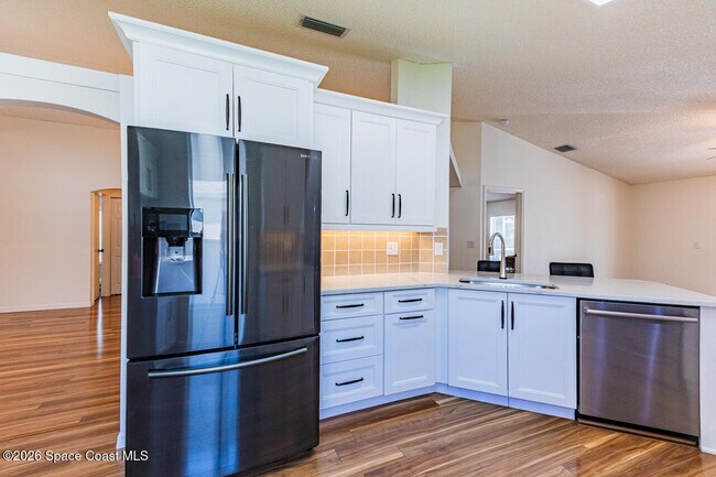 Building Photo - 4610 Manchester Dr