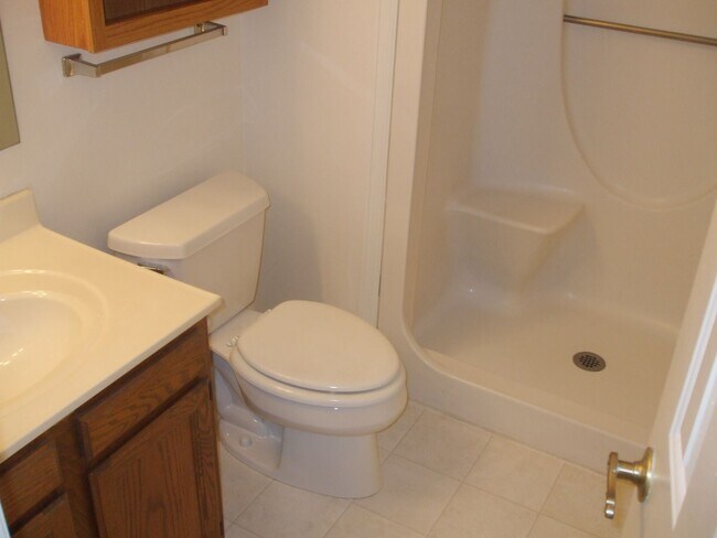 Building Photo - Huge 2bed/2bath Condo Near 225 and Iliff!