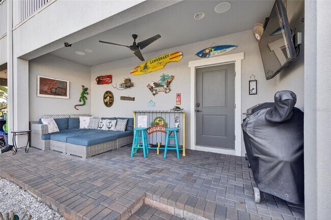 Building Photo - 6080 Moorings Dr S