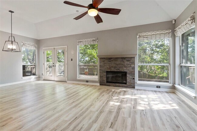 Building Photo - 7201 Breezy Pass Cove