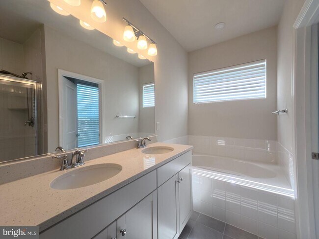 Building Photo - 3451 Watershed Blvd