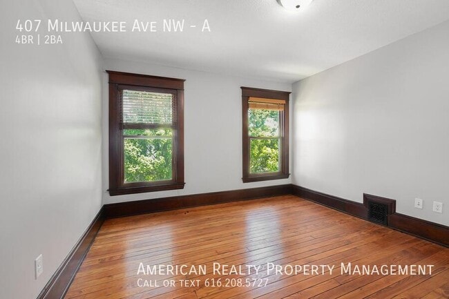 Building Photo - 407 Milwaukee Ave NW