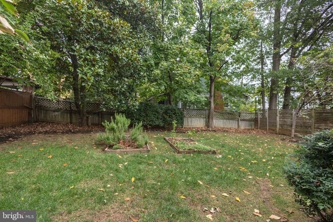 Building Photo - 416 N Cleveland St