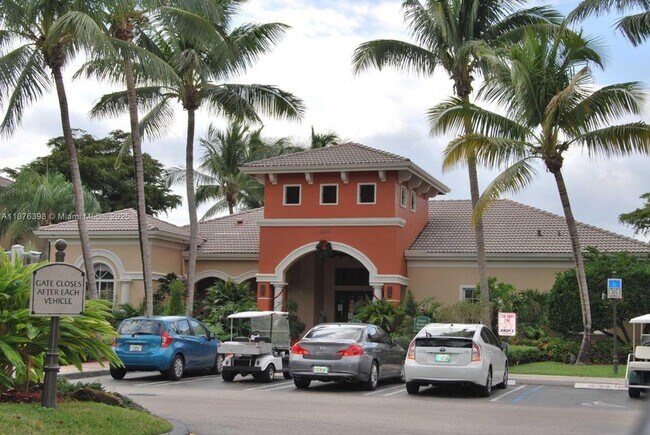 Building Photo - 4175 N Haverhill Rd