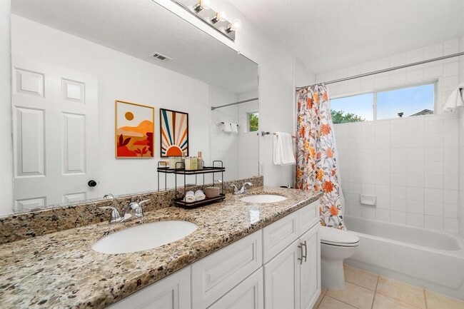 Building Photo - 1230 Ventura Canyon Dr