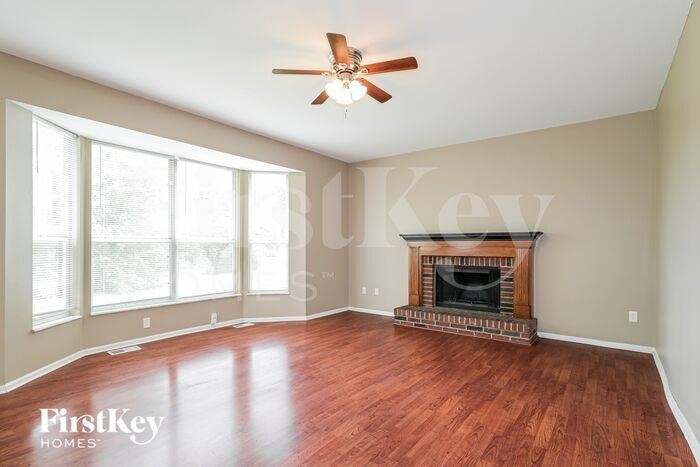 Building Photo - 16727 N Fork Ridge Dr