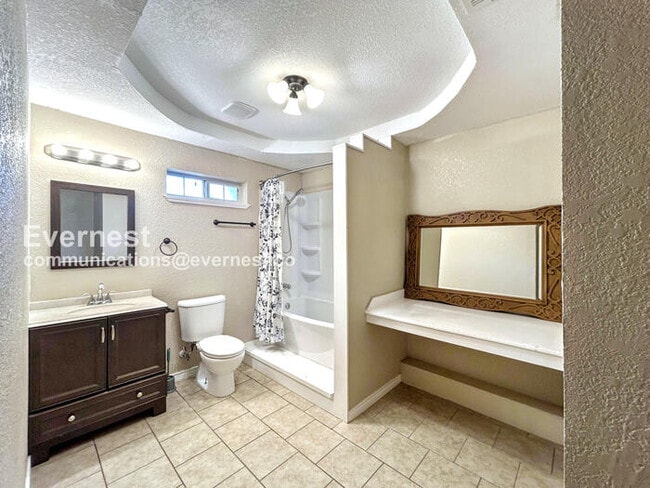 Building Photo - PROMO:  $500 off of the first months rent - 3 Bed/2 Bath Home with Carport / Pet-Friendly / Avail...