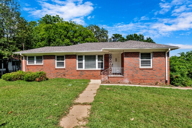 Primary Photo - 204 3rd Ave