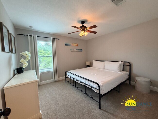 Building Photo - 137 Golf Villa Dr