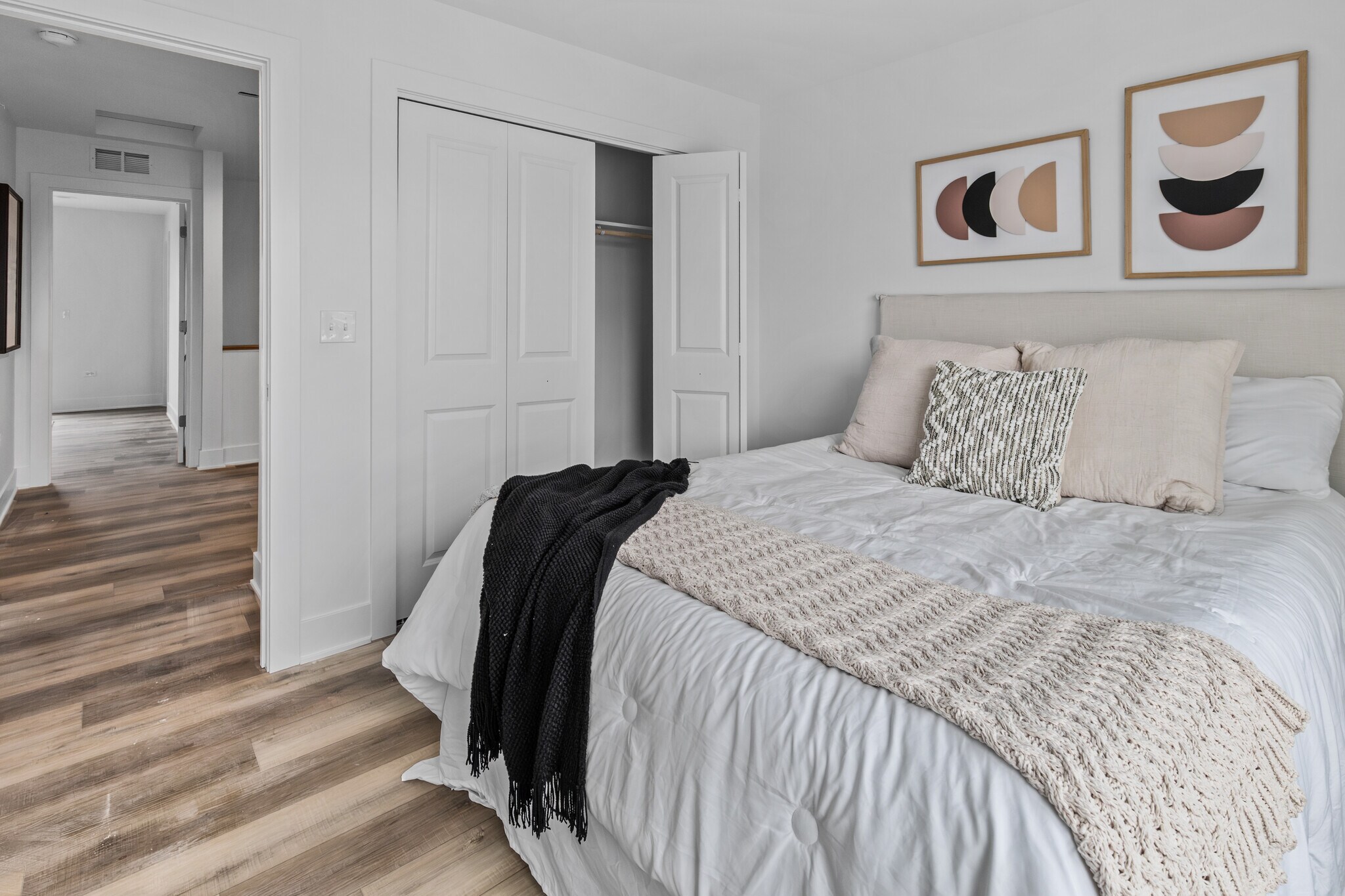 Building Photo - 27W280 Bauer Rd