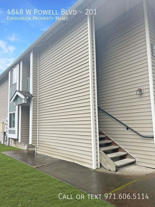 Building Photo - 4848 W Powell Blvd