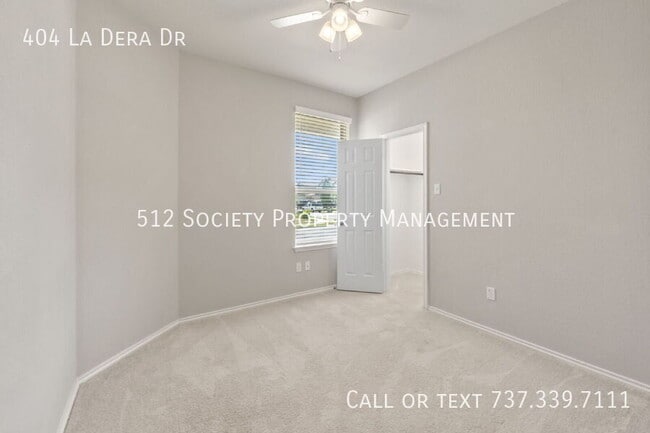 Building Photo - 404 La Dera Dr