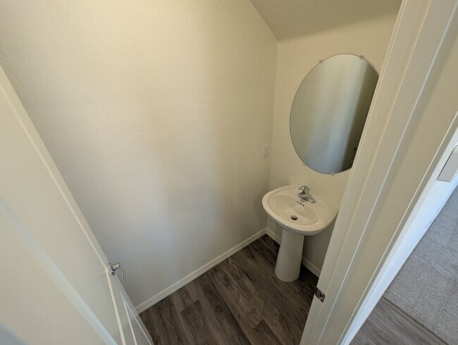 Building Photo - 4935 Toad Lily St