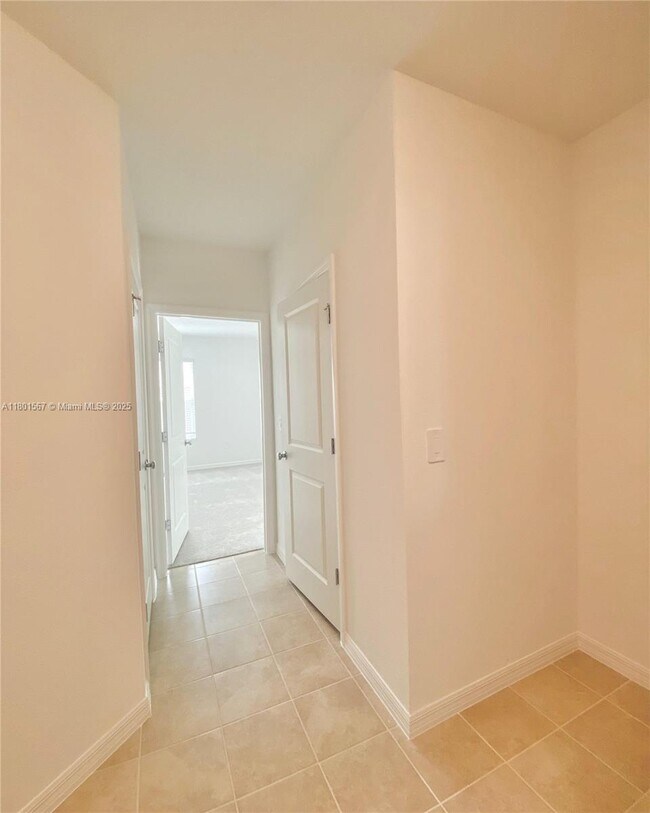 Building Photo - 4799 Guinep Ln