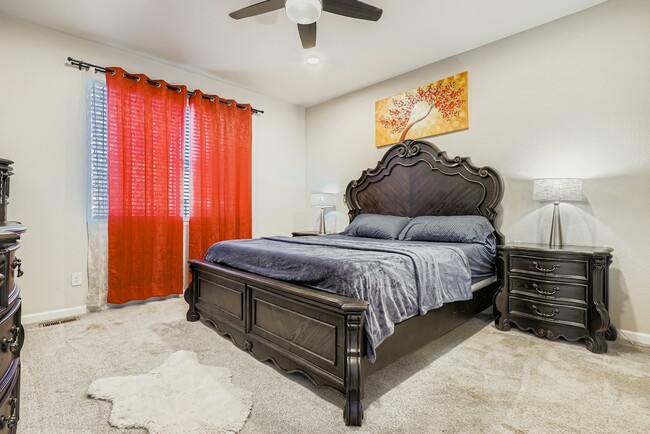 Building Photo - 8990 Birch Run Dr