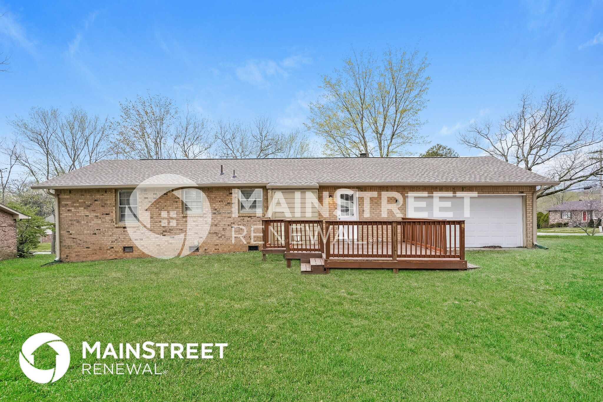 Building Photo - 242 Iris Dr