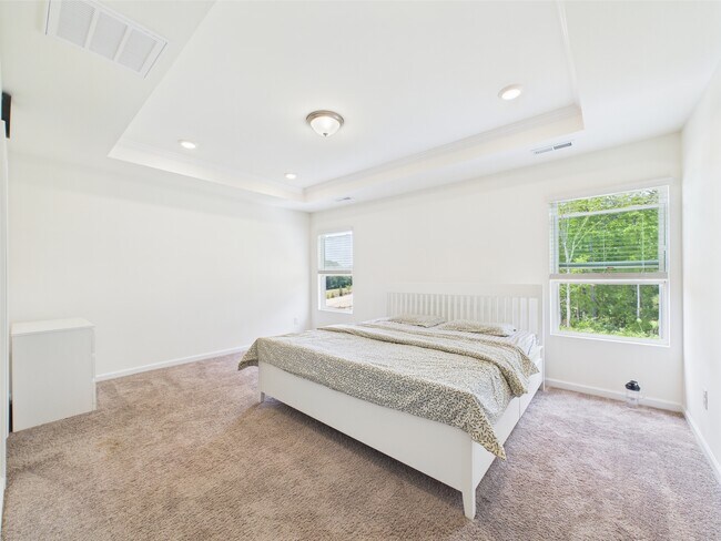 Building Photo - 2843 Yeager Dr NW