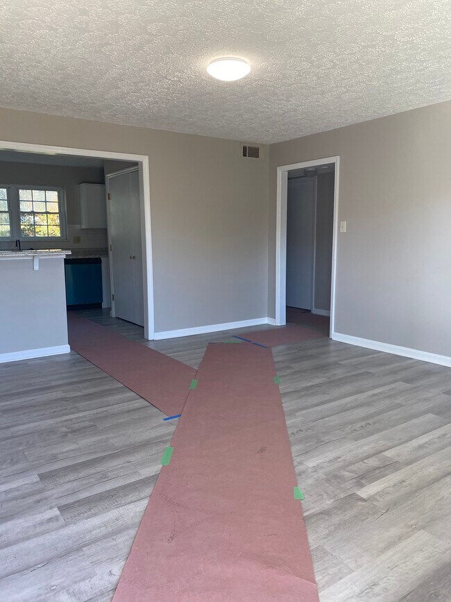 Living room - 2523 Cedar Ln